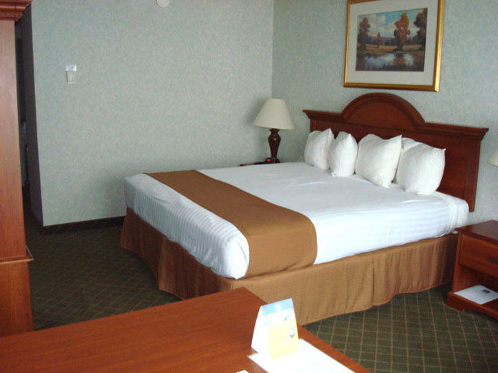 Best Western Gateway Adirondack Inn Utica Buitenkant foto