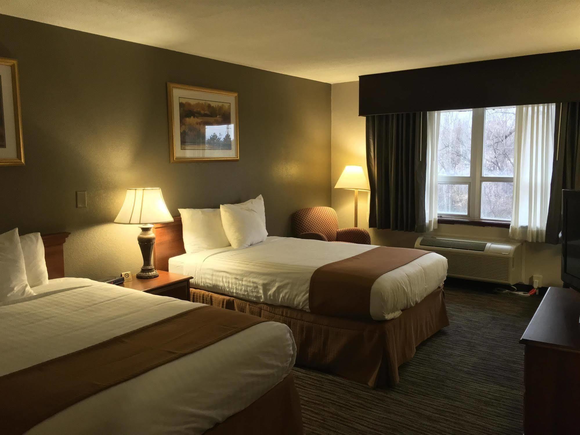 Best Western Gateway Adirondack Inn Utica Buitenkant foto
